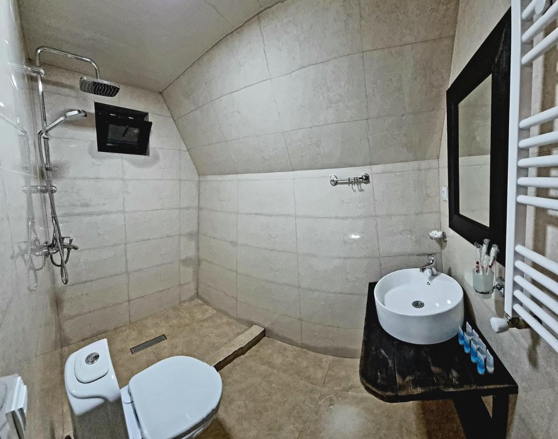 Ferienwohnung Kazbegi Compass Exterior foto